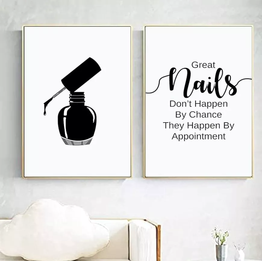 Bức tranh trắng đen đơn giản theo phong cách minimalism cho tiệm nail